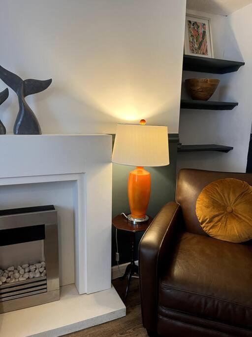 Lobster Cottage - Stylish 3 Bedroom Cottage In Heart Of Tenby Town, Pembrokeshire Dış mekan fotoğraf